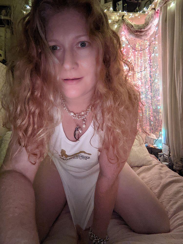 xXreDLaDyyxX
