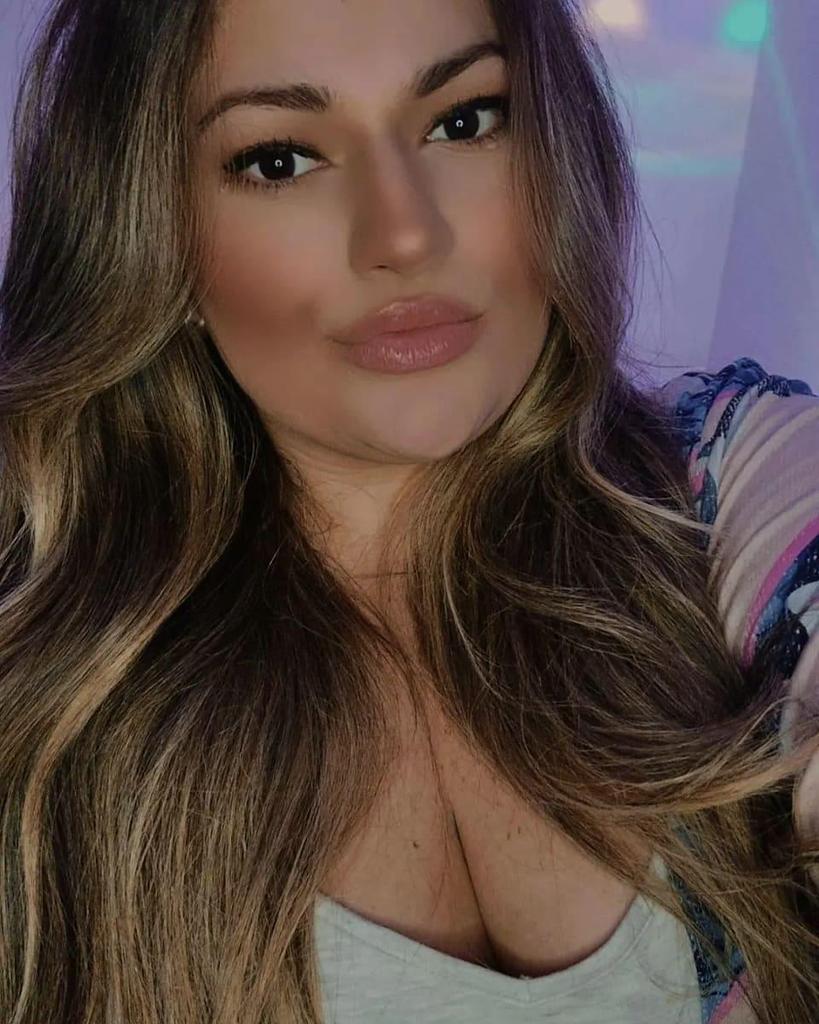 XBigBootyGirlX