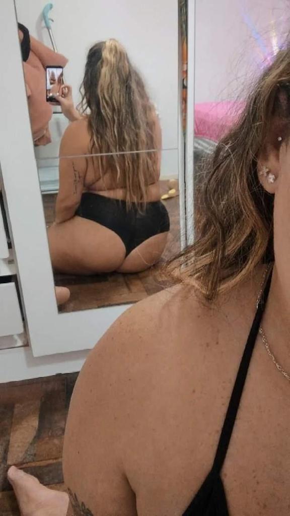 XBigBootyGirlX
